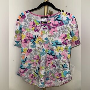 Scrub top size large floral